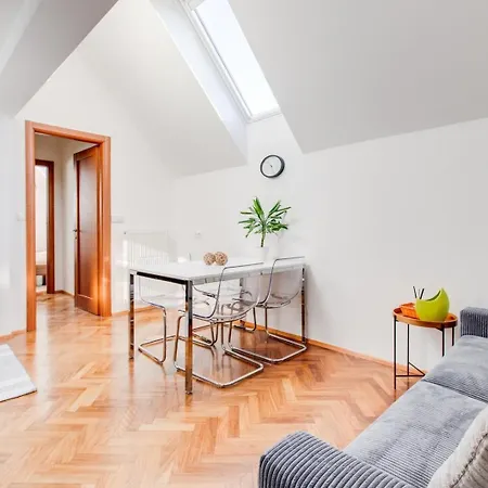Appartement Chic & Bright Vinohrady Penthouse *