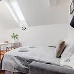 Rooftop Apartment, Vinohrady, Center 아파트 *